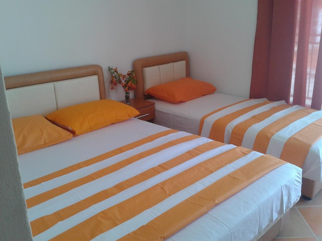 דוברה וודה Apartments Aza מראה חיצוני תמונה