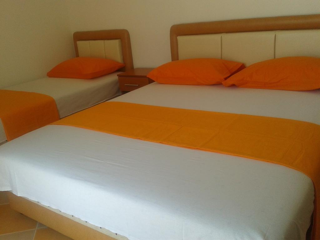 דוברה וודה Apartments Aza מראה חיצוני תמונה
