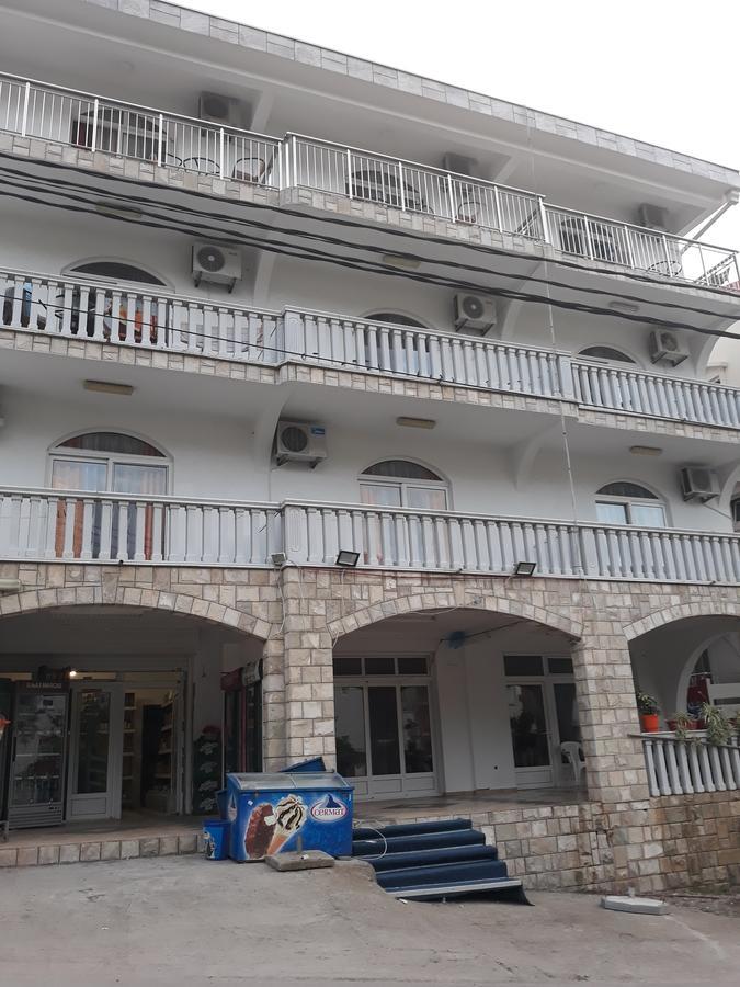 דוברה וודה Apartments Aza מראה חיצוני תמונה