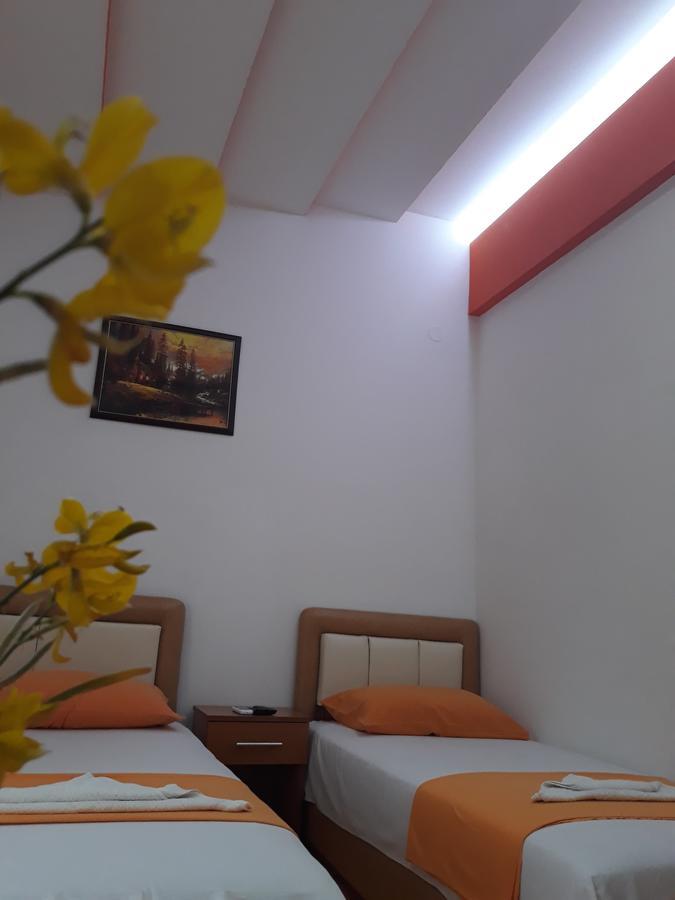 דוברה וודה Apartments Aza מראה חיצוני תמונה