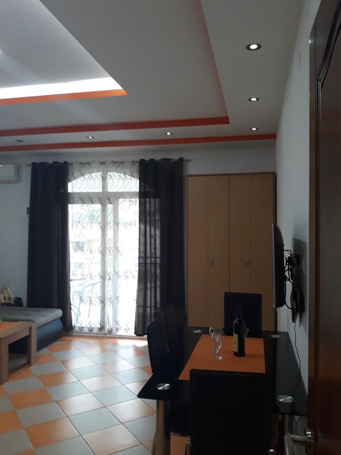 דוברה וודה Apartments Aza מראה חיצוני תמונה